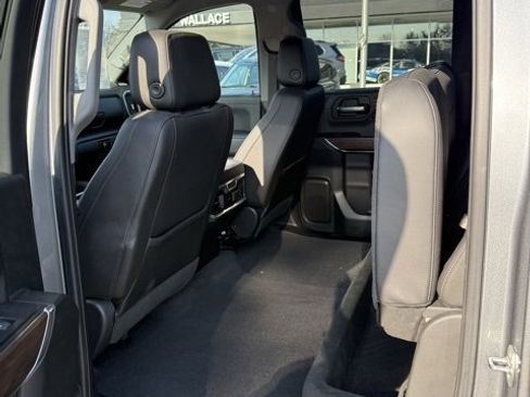 Used 2019 GMC Sierra 1500 SLT w/ SLT Premium Package image 7