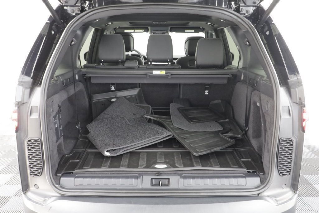 Certified 2026 Land Rover Discovery S AWD/4WD image 19