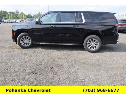 Used 2025 Chevrolet Suburban Premier image 4