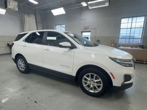 Certified 2024 Chevrolet Equinox LT image 12