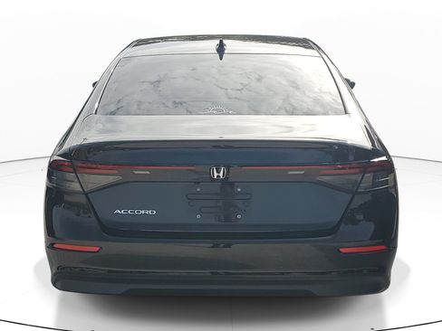 Used 2023 Honda Accord EX image 6