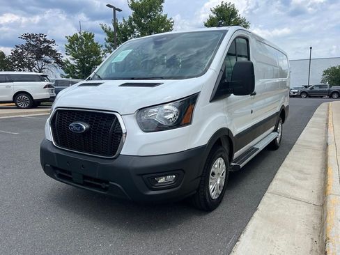 Used 2025 Ford Transit 250 Low Roof w/ Exterior Upgrade Package RWD image 3