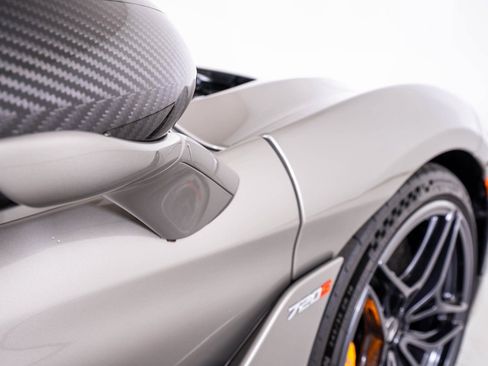 Used 2020 McLaren 720S Performance image 15