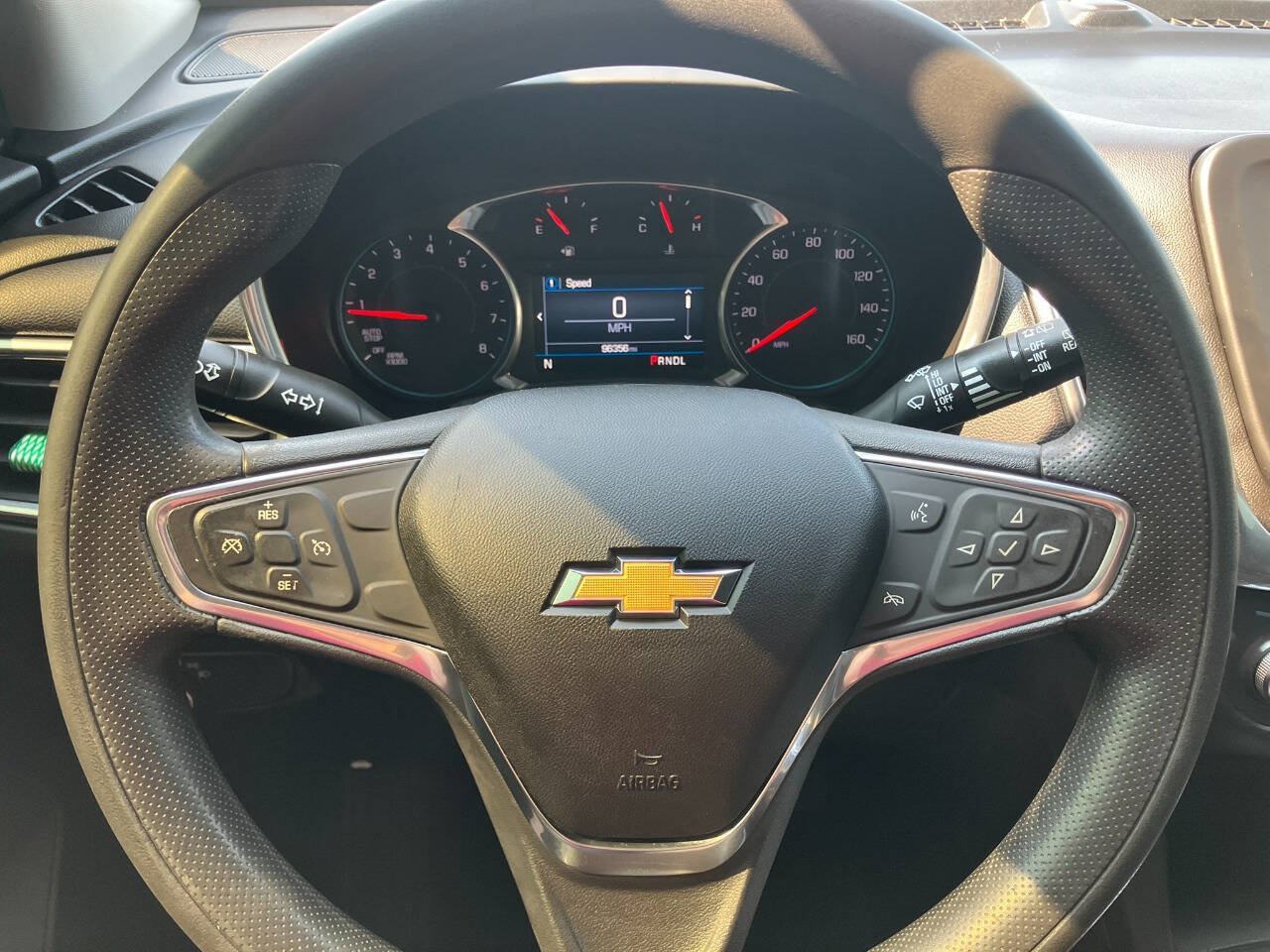 Used 2019 Chevrolet Equinox LT FWD image 18