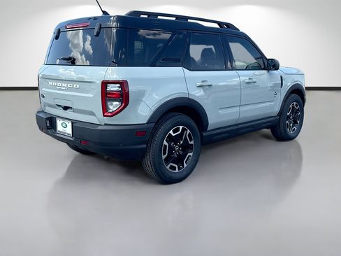 Used 2024 Ford Bronco Sport Outer Banks AWD/4WD image 5