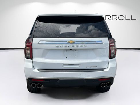 Used 2023 Chevrolet Suburban Premier image 4