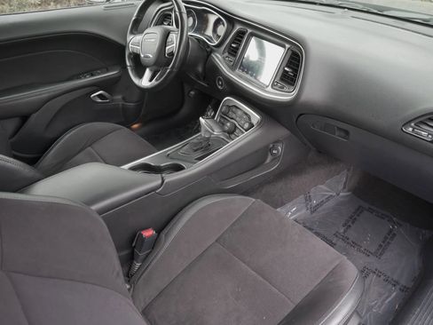 Used 2018 Dodge Challenger R/T Scat Pack w/ Leather Interior Group image 8