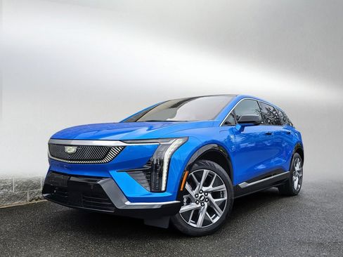 New 2026 Cadillac Optiq Luxury 2 AWD/4WD image 1