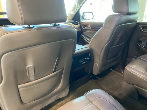 Used 2016 GMC Yukon Denali w/ Open Road Package image 27