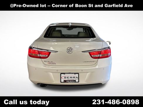 Used 2016 Buick Verano Leather w/ Driver Confidence Package FWD image 4