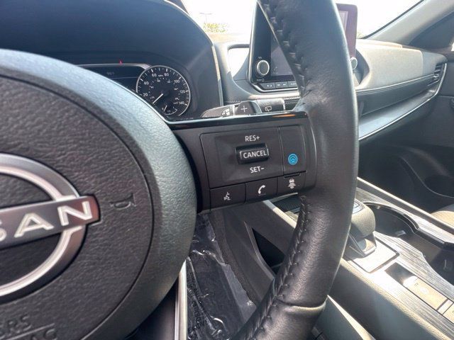 Used 2023 Nissan Rogue SV w/ SV Premium B Package AWD/4WD image 19
