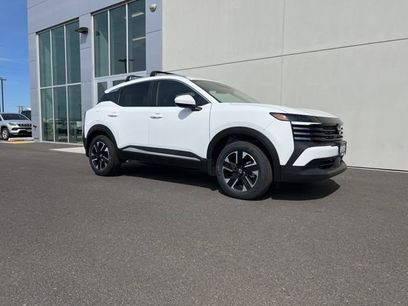 New 2025 Nissan Kicks SV w/ SV Premium Package