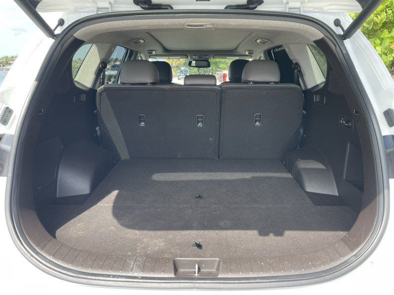 Used 2019 Hyundai Santa Fe Limited FWD image 34