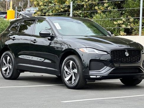 New 2026 Jaguar F-PACE R-Dynamic S image 7