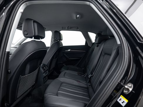 Certified 2023 Audi Q5 2.0T Premium w/ Convenience Package AWD/4WD image 18