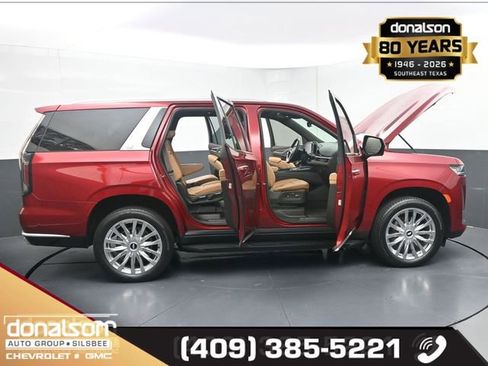 Used 2023 Cadillac Escalade Premium Luxury image 23