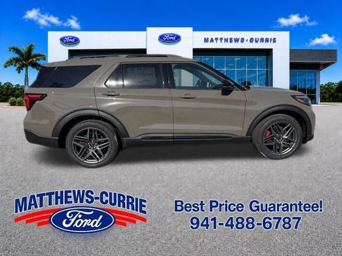 New 2026 Ford Explorer ST-Line w/ ST-Line Street Pack RWD image 3