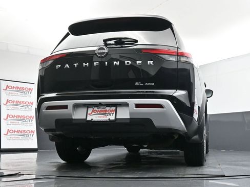 Used 2023 Nissan Pathfinder SL image 35