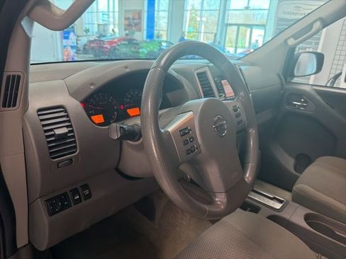 Used 2016 Nissan Frontier SV AWD/4WD image 14