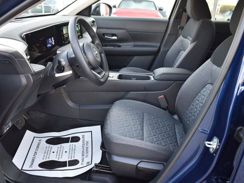 Used 2026 Nissan Kicks SV w/ Cold Weather Package FWD image 22