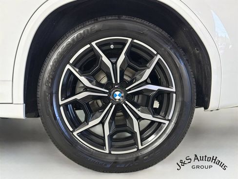 Used 2022 BMW X3 xDrive30i w/ M Sport Package 2 AWD/4WD image 37