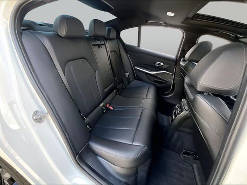Used 2025 BMW M340i w/ Premium Package RWD image 18
