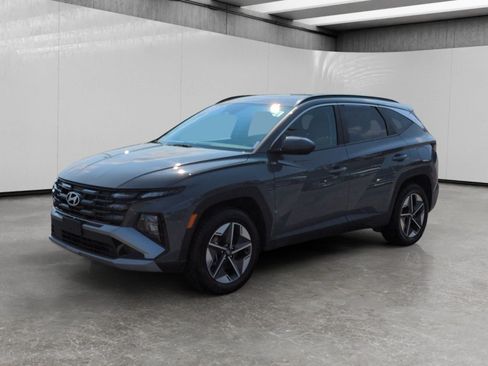 Used 2025 Hyundai Tucson SEL AWD/4WD image 3