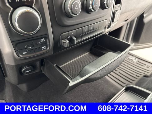 Used 2022 RAM 1500 Classic SLT w/ Protection Group AWD/4WD image 19