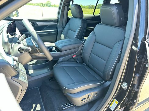 New 2026 Buick Enclave Preferred w/ Super Cruise Package AWD/4WD image 11