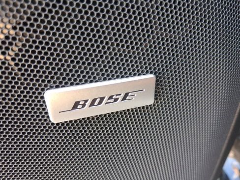 Used 2023 Chevrolet Suburban Z71 w/ Luxury Package image 25