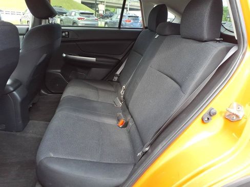 Used 2015 Subaru Crosstrek 2.0i AWD/4WD image 8