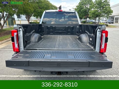Used 2024 Ford F450 Platinum w/ FX4 Off-Road Package AWD/4WD image 25