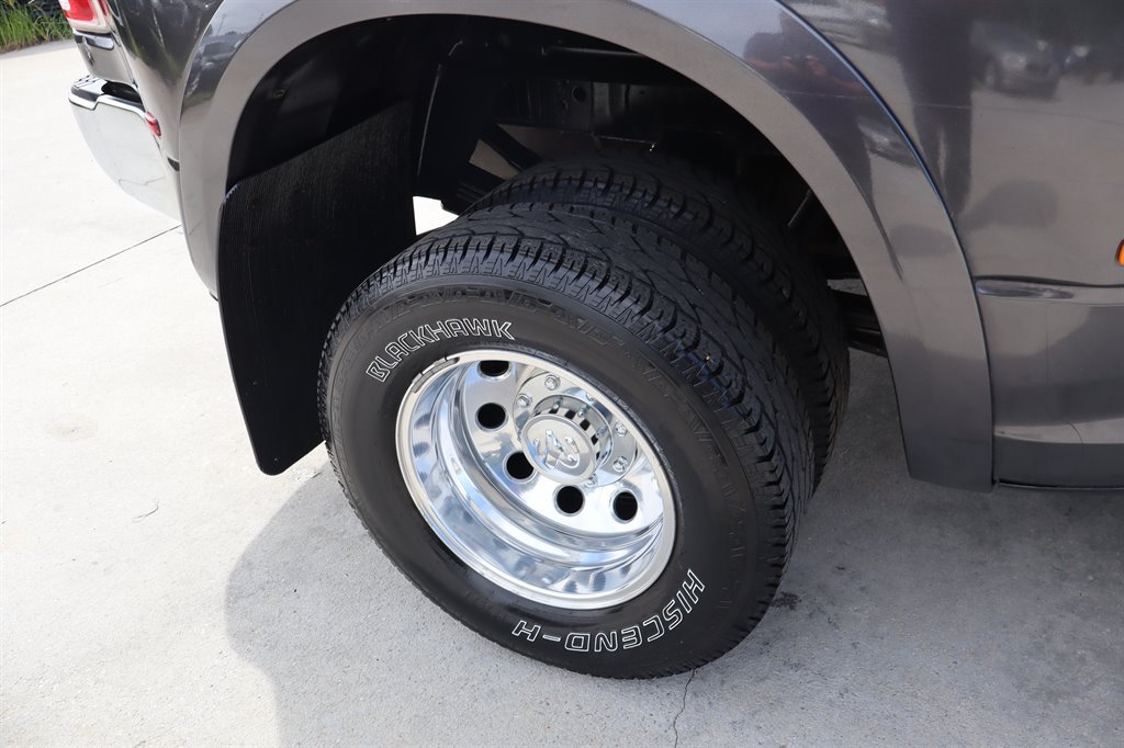 Used 2014 RAM 3500 Laramie w/ Protection Group AWD/4WD image 17