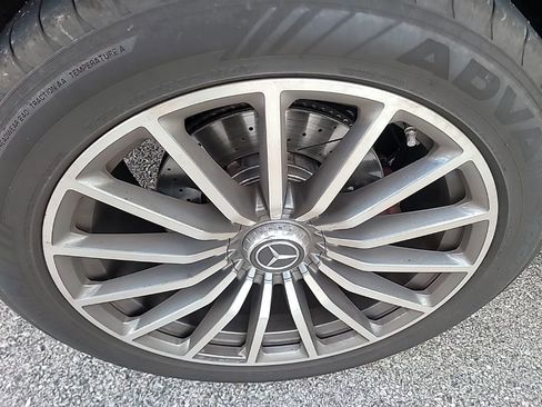 Used 2025 Mercedes-Benz GLS 63 AMG 4MATIC image 14