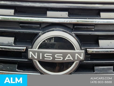 Used 2025 Nissan Rogue SV FWD image 12