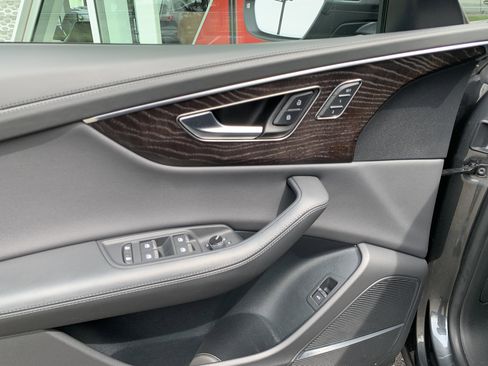 Certified 2023 Audi Q8 Prestige w/ Prestige Package AWD/4WD image 9