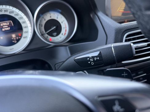 Used 2016 Mercedes-Benz E 400 Cabriolet image 10