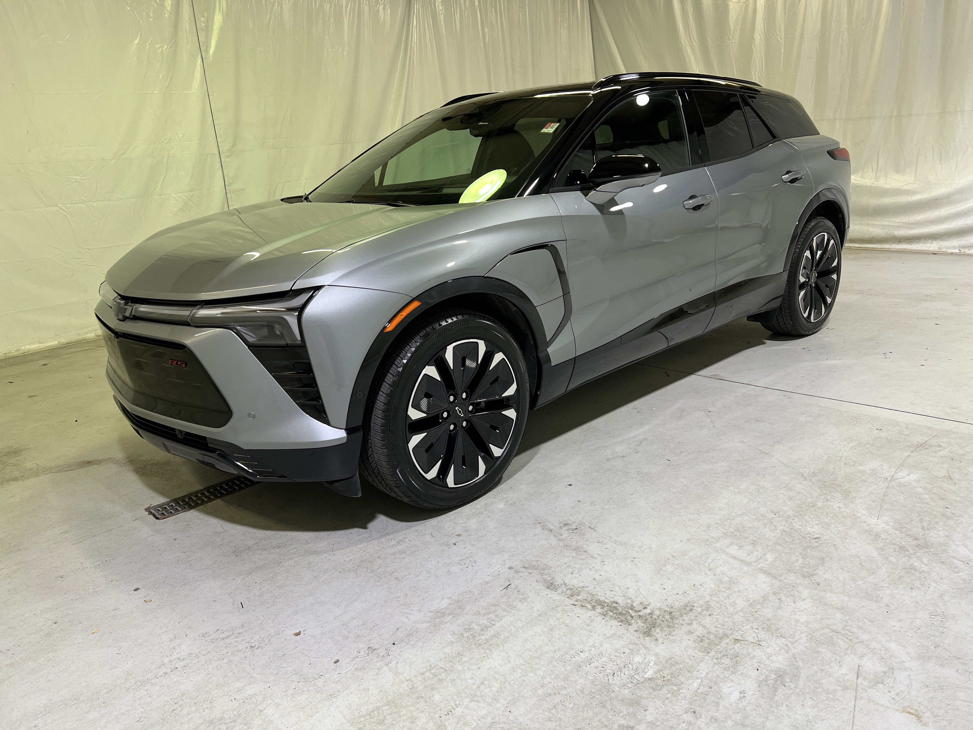 Used 2026 Chevrolet Blazer EV RS w/ Super Cruise Package AWD/4WD image 6