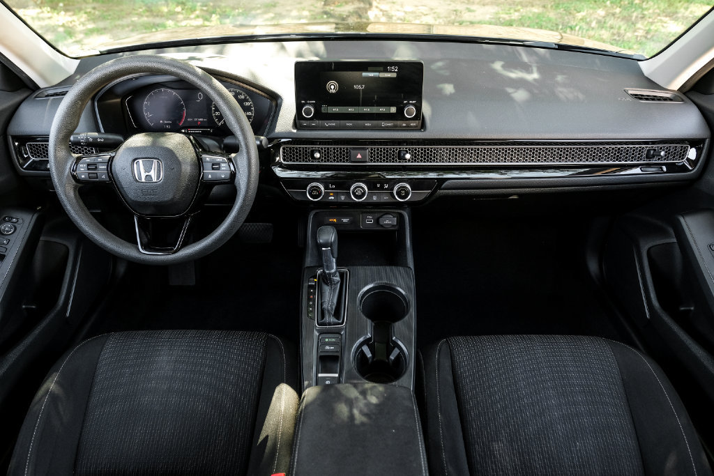 Used 2022 Honda Civic LX image 5