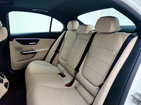 Used 2025 Mercedes-Benz C 300 Sedan image 13
