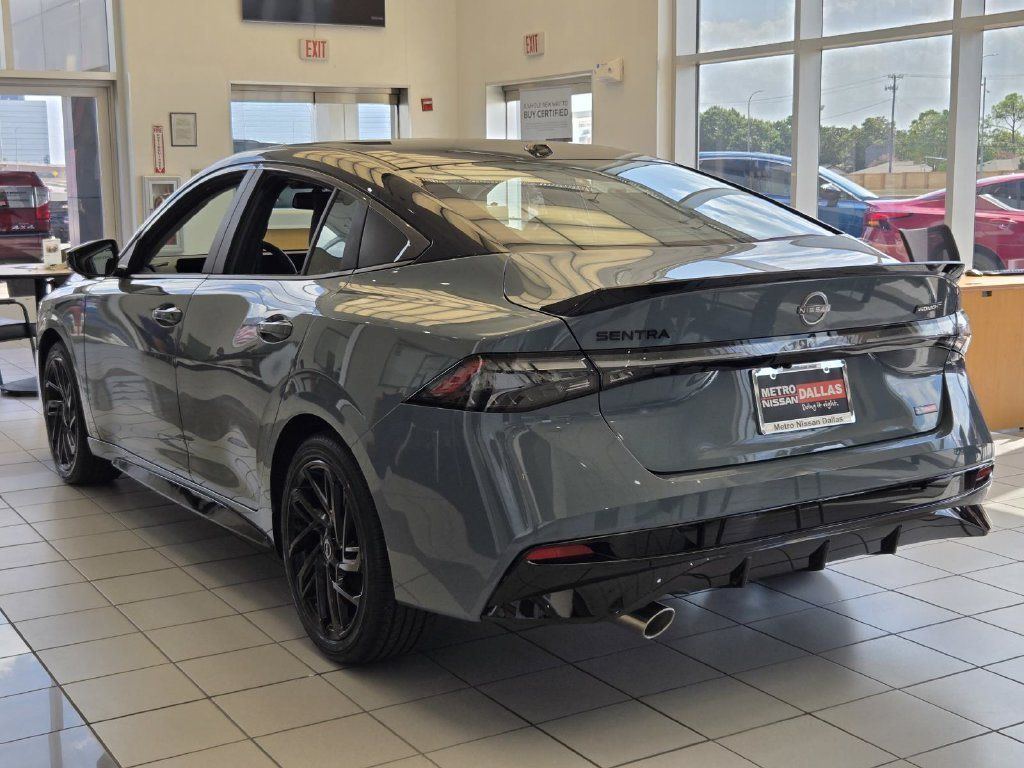 New 2027 Nissan Sentra SR w/ SR Premium Package FWD image 5