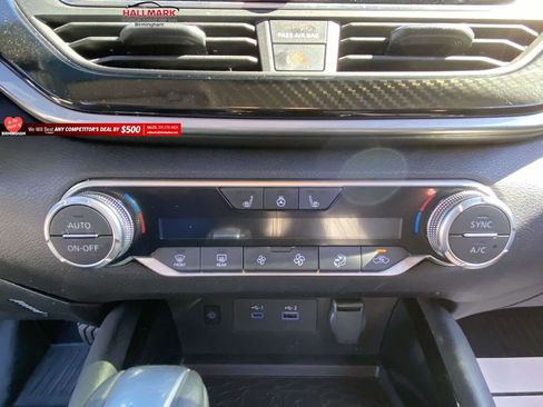 Used 2024 Nissan Altima 2.0 SR image 22