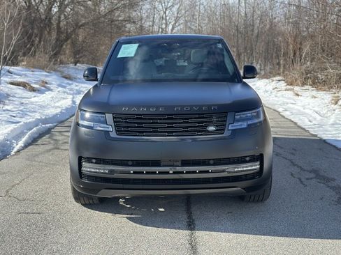 Used 2026 Land Rover Range Rover SE image 3