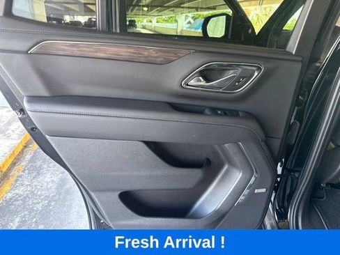 Used 2022 Chevrolet Tahoe LT w/ LT Signature Package RWD image 15