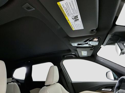 New 2026 BMW X1 xDrive28i w/ Convenience Package AWD/4WD image 17