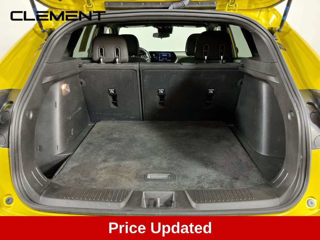 Used 2024 Chevrolet Trax RS w/ Driver Confidence Package FWD image 9