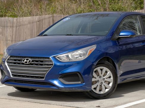 Used 2020 Hyundai Accent SE w/ Cargo Package image 5