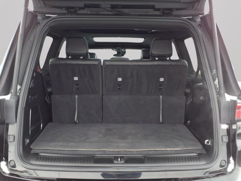 Used 2023 Jeep Wagoneer 4WD w/ Premium Group I image 9