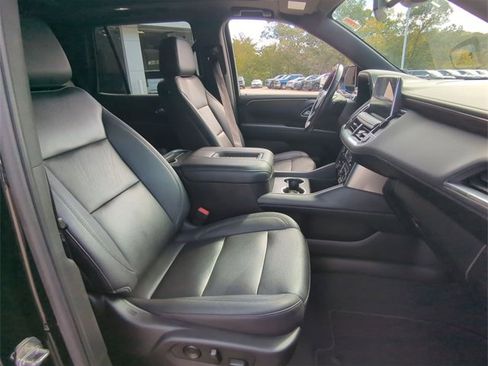 Used 2022 Chevrolet Tahoe LT w/ LT Signature Plus Package image 28