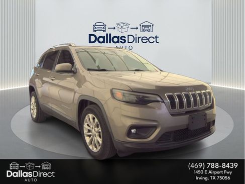 Used 2019 Jeep Cherokee Latitude w/ Popular Appearance Group FWD image 2